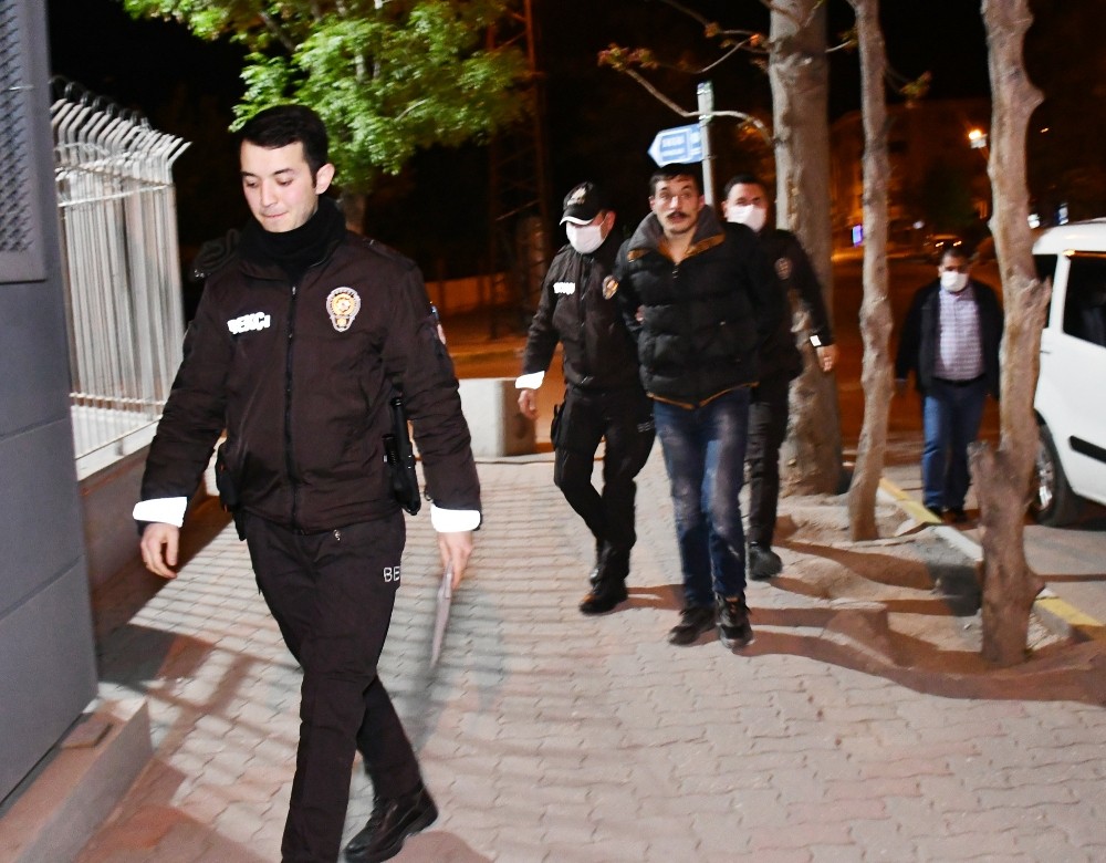 Aksaray'da kadın cinayeti işlenemeden önlendi!