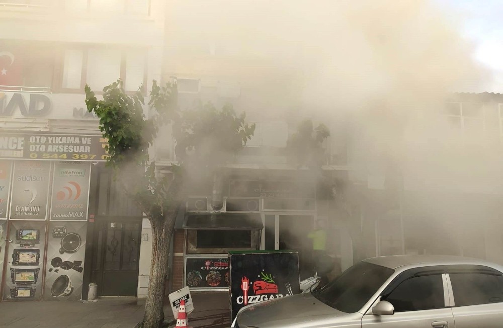 Kebapçının bacası iftara dakikalar kala yandı!