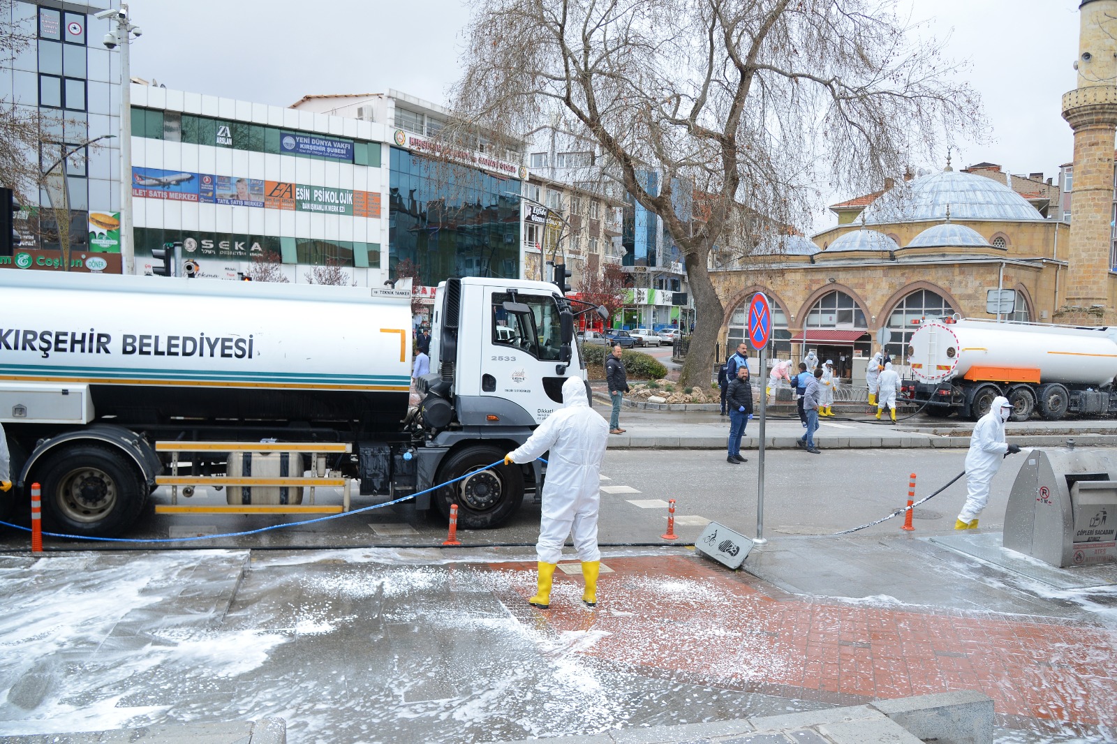 Kırşehir'de dezenfekte çalışmaları sürüyor