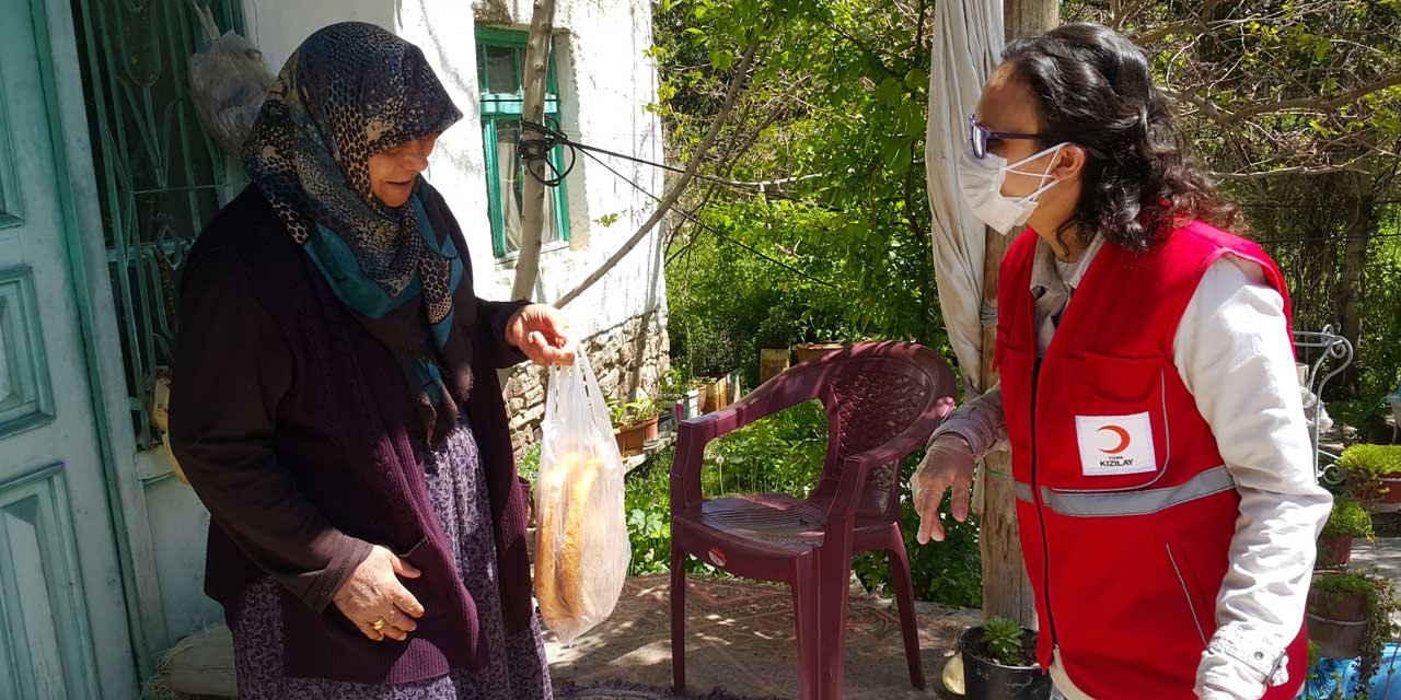 Kızılay Konya 40 bin ücretsiz Ramazan Pidesi dağıttı