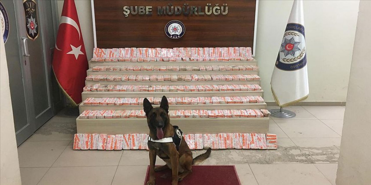 Van'da Uyuşturucu Operasyonu 102 Kilo Eroin Yakalandı