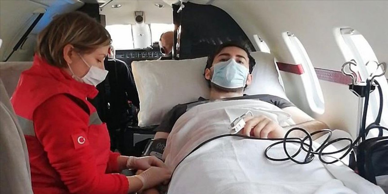 Rusya'da okuyan öğrencisi ambulans uçakla Türkiye'ye getirildi