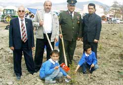 İdris Candan Parkı ağaçlandırıldı