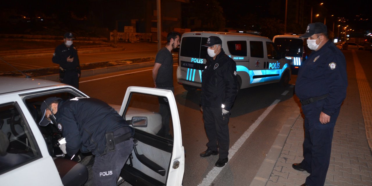 Havaya ateş ederek gezen alkollü sürücü yakalandı