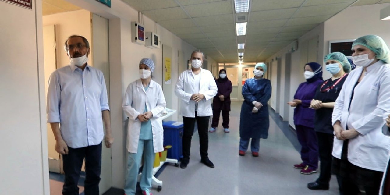 Duran kalbi yeniden çalıştırılan korona hastası taburcu edildi