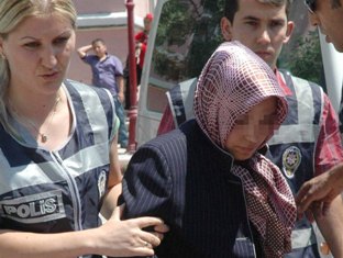 Sevgilisini öldüren kadın tutuklandı