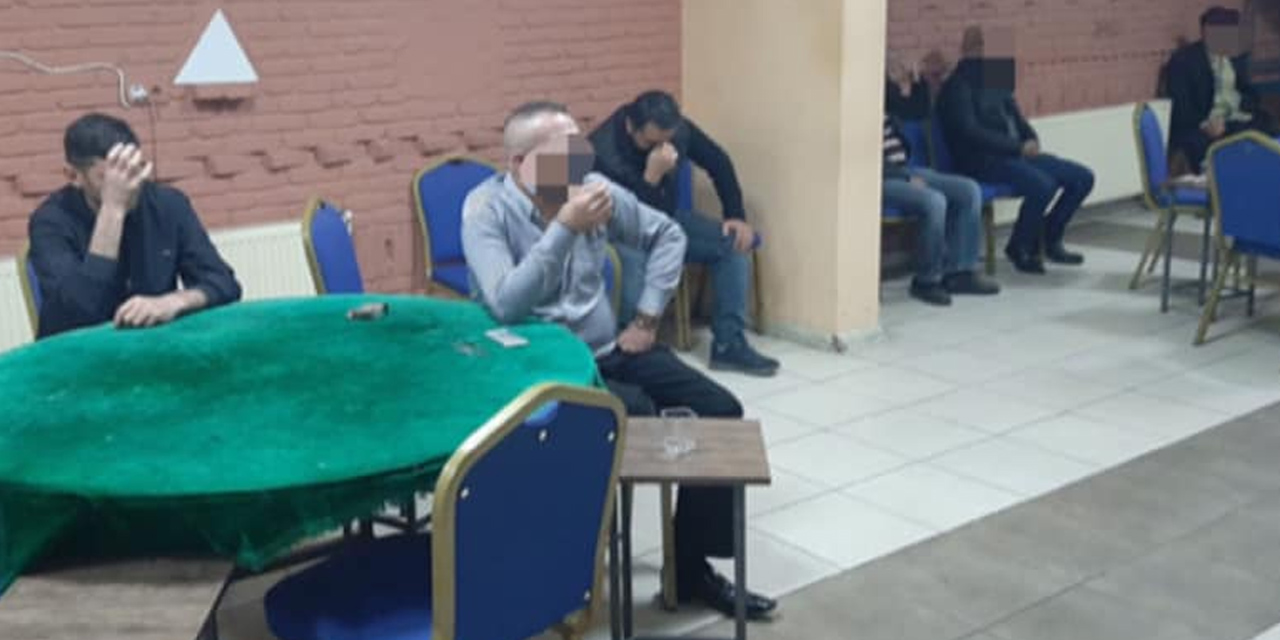Yeraltı kahvehaneleri Konya polisinin dikkatinden kaçmıyor! 16 kişiye cezai işlem yapıldı