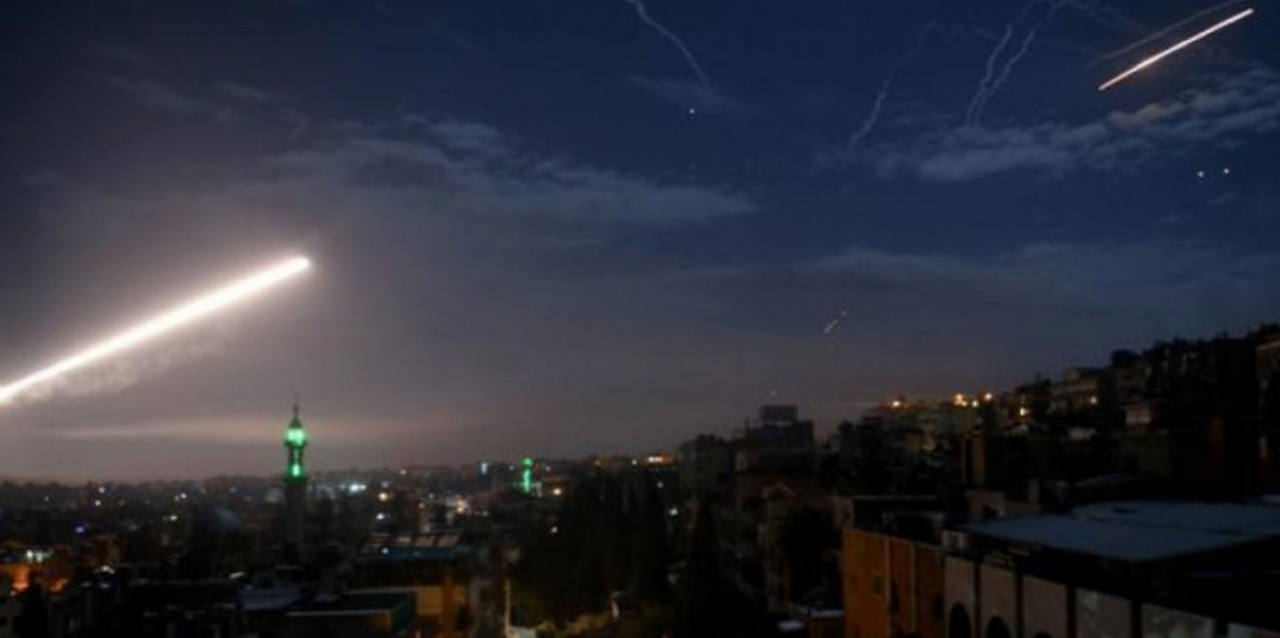 İsrail helikopterleri Suriye'ye saldırdı iddiası