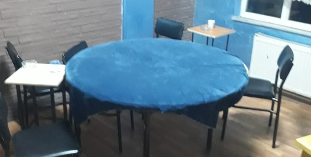 Evi kumar salonuna çevirdiler! İhbar edilince..