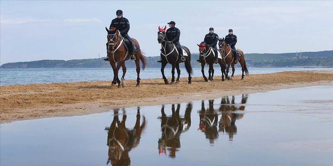 Atlı Jandarma Timleri Görev Başında