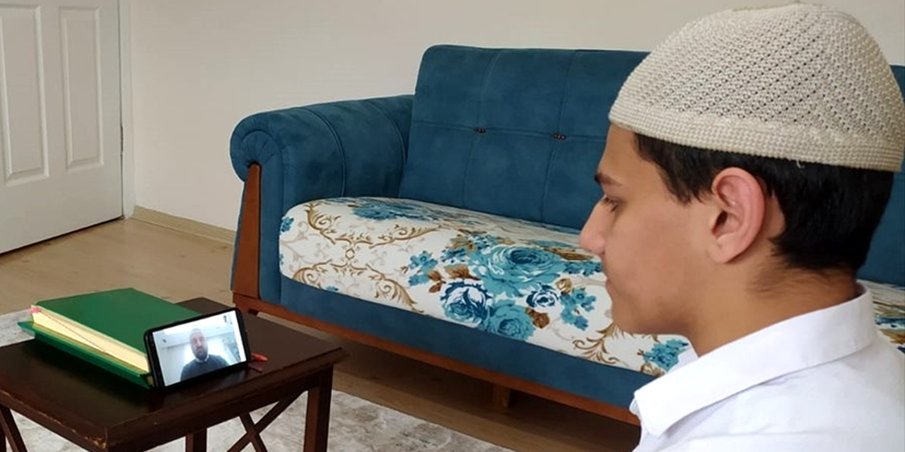 1275 öğrenci uzaktan eğitimle hafız oldu