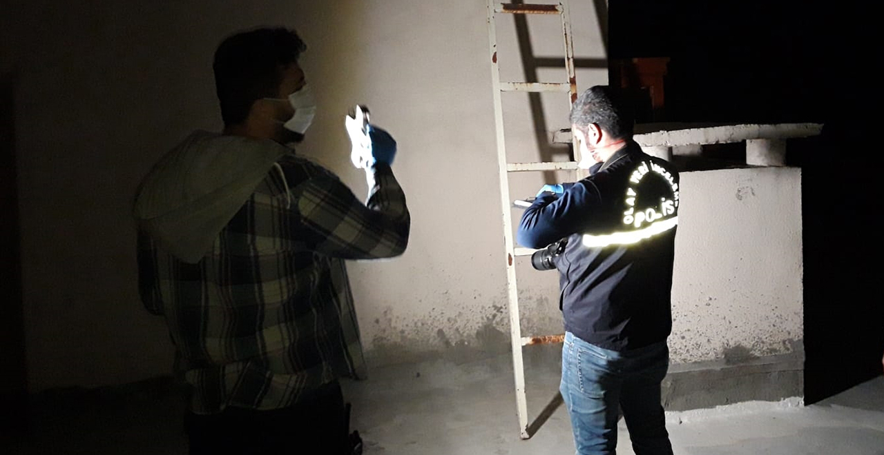 Damdan düşen minik kız ağır yaralandı