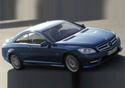 Mercedes CL'ye orta yaş makyajı
