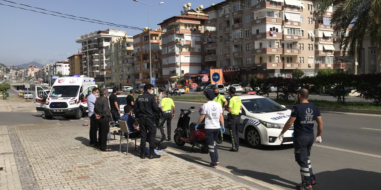 Alanya'da bir garip kaza! 1 polis 1 vatandaş yaralandı