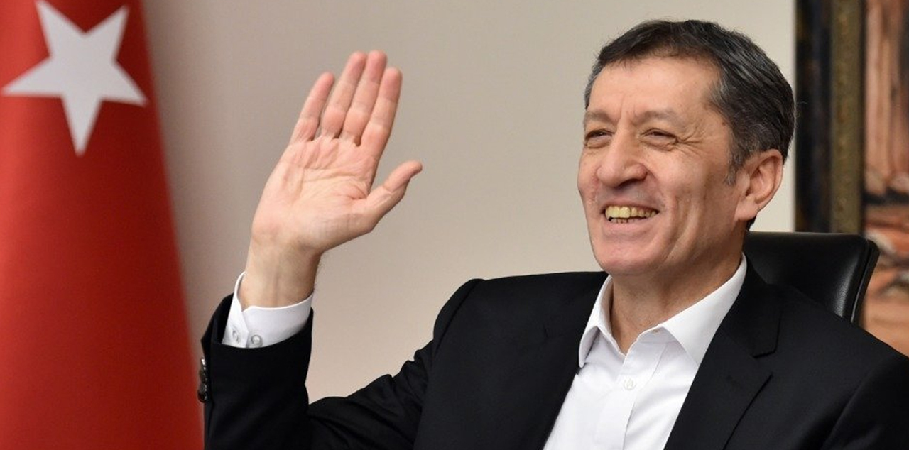 Bakan Selçuk'tan 14 yaş altı çocuklara uyarı! Dışarıya çıkın ama..