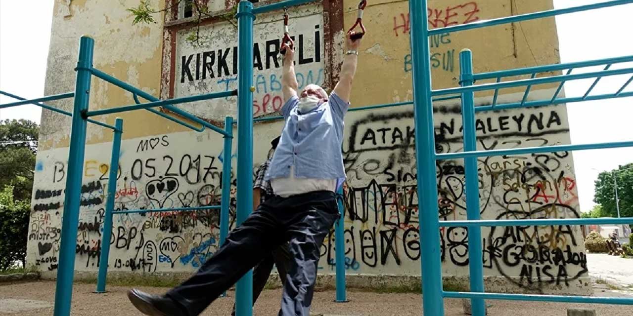 Konya'da 65 Yaş Nefes Alma Saatleri