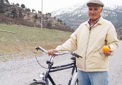 Bisiklet tutkunu gurbetçi