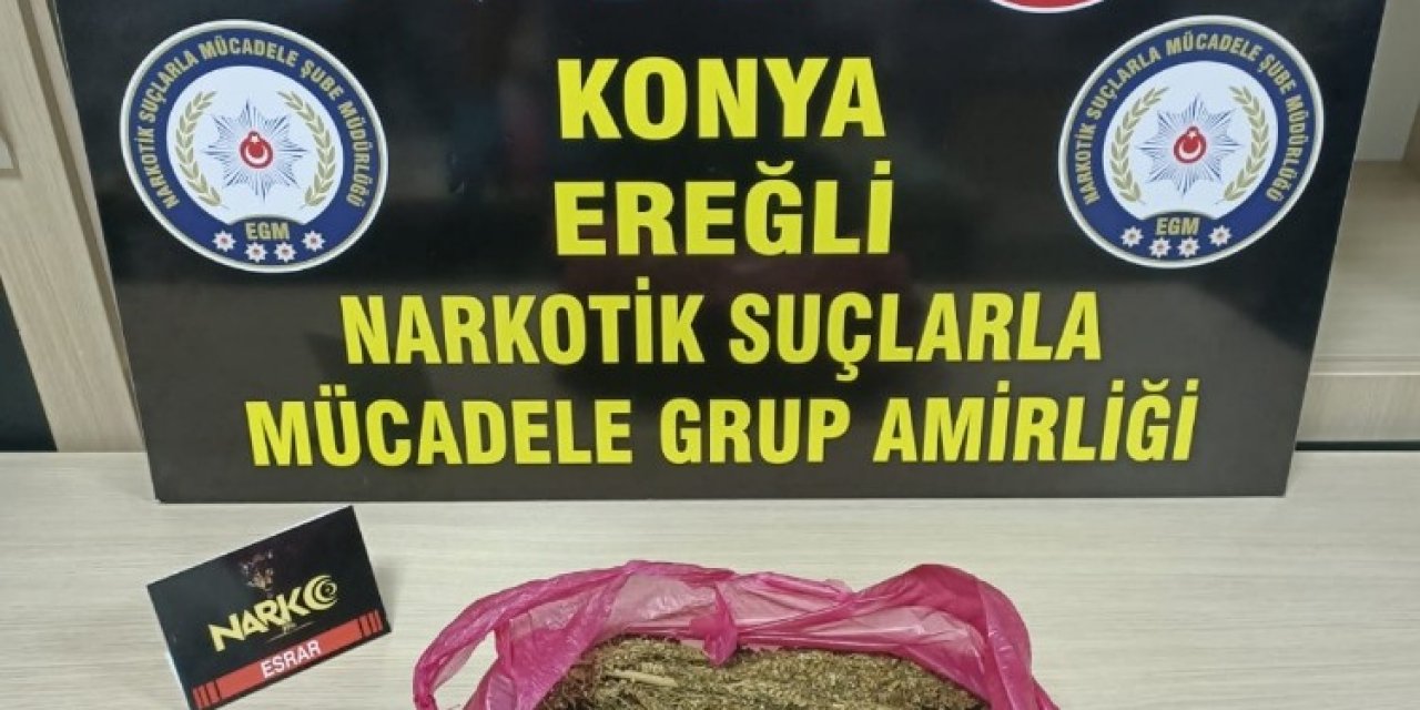 Aracı durdurup arama yaptılar! 816 gram esrar maddesi ele geçirdiler