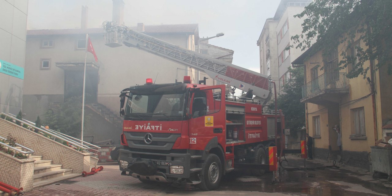 Beyşehir'de Çıkan Yangın Korkulu Anlat Yaşattı