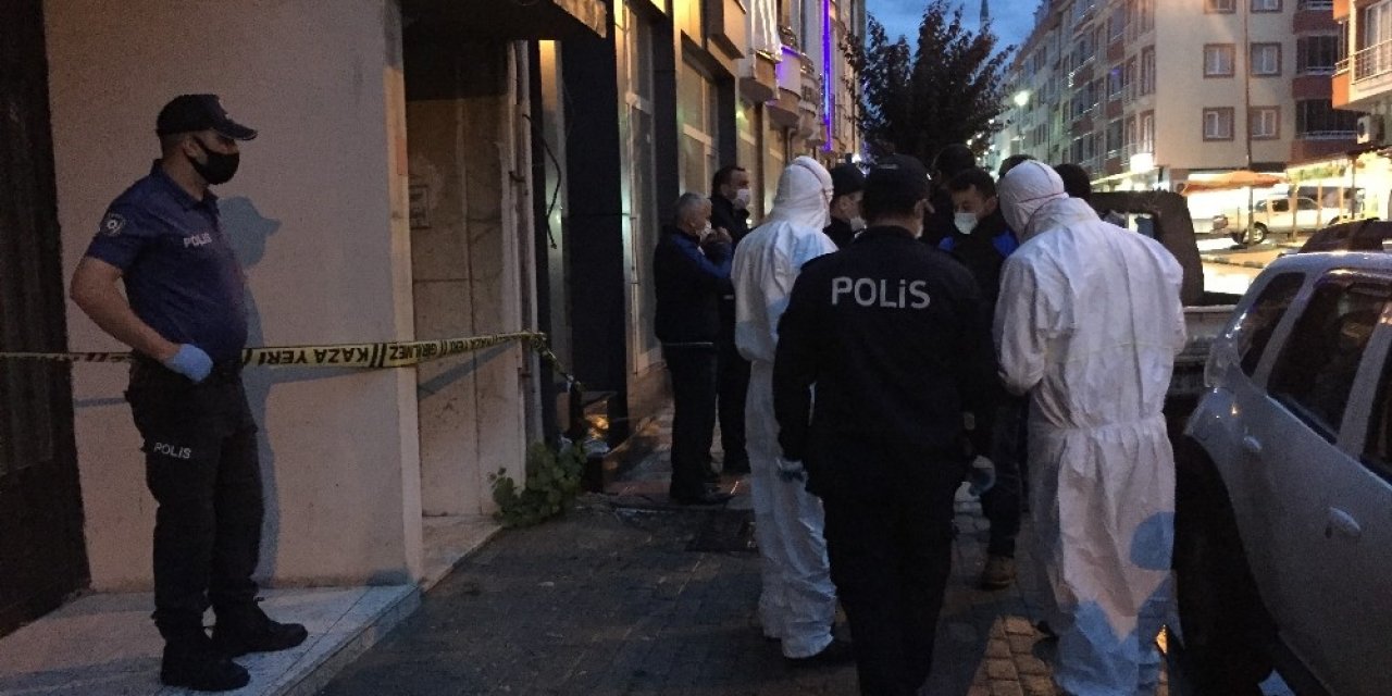 Kısıtlama bitti sokağa çıkmayınca bu halde bulundu