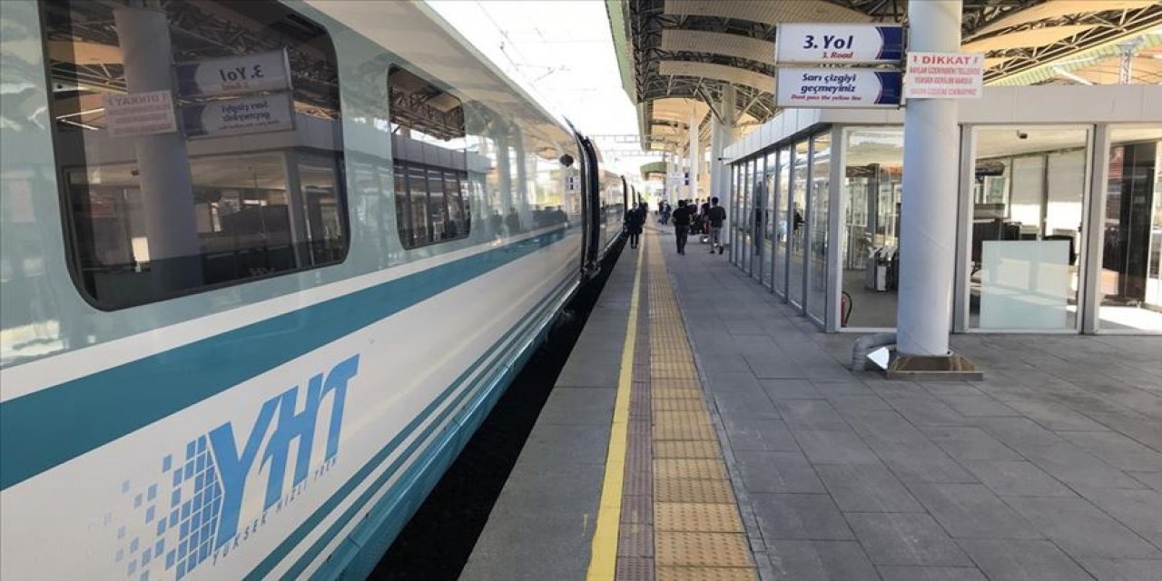 Başlayan Seferler Sonrası Hızlı Tren Konya'ya Ulaştı
