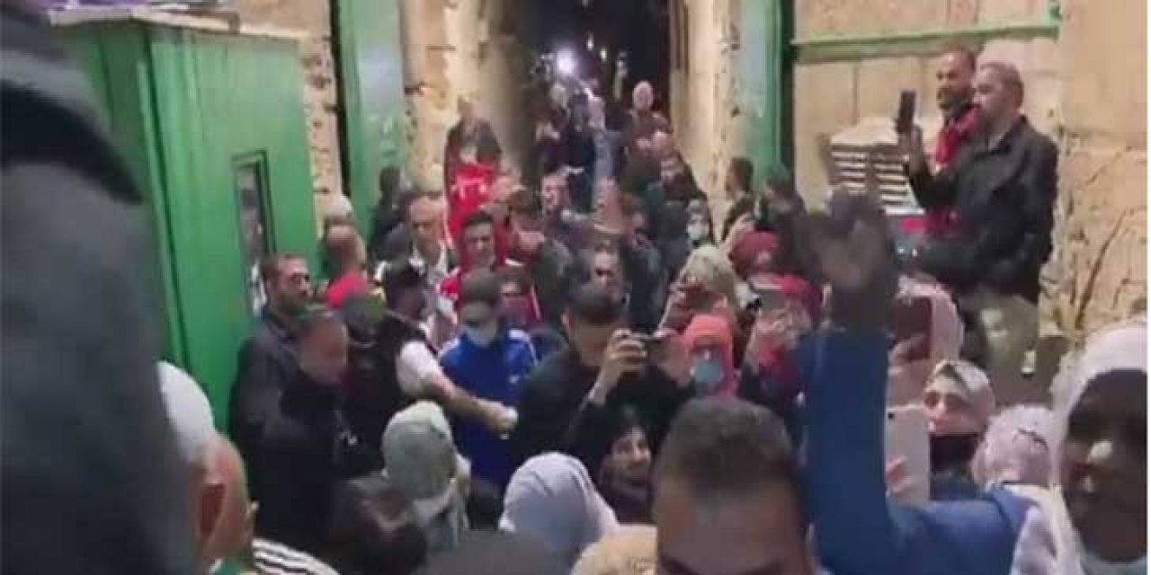 Filistinliler Mescidi Aksaya koştu