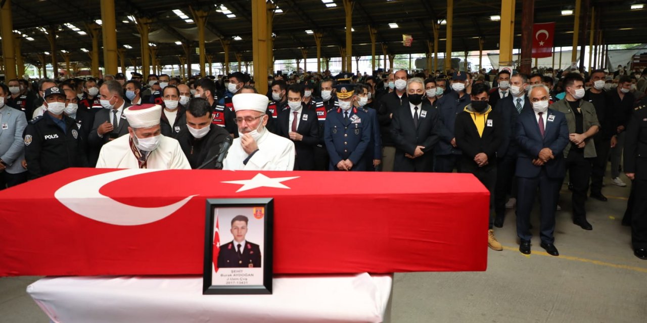 Şehidimiz Uzman Çavuş Burak Aydoğan, törenle defnedildi
