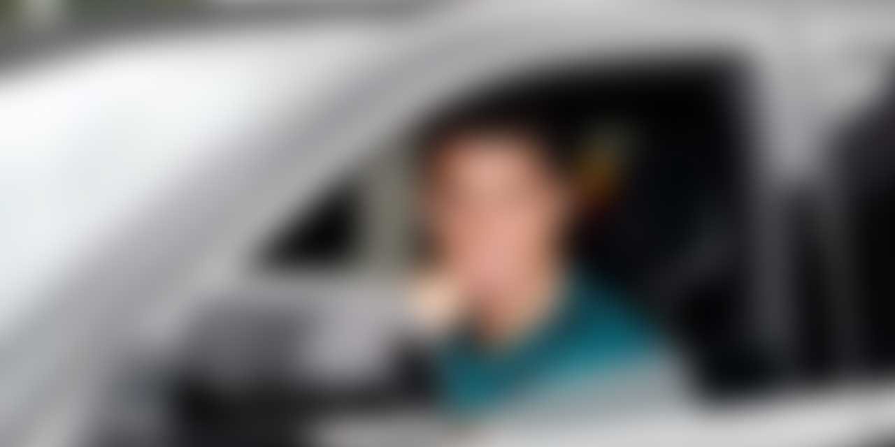 Futbol tarihinde ilk milyarder kim?