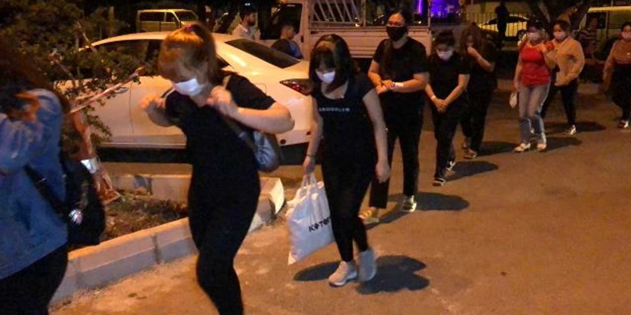 Hatay'da Masaj Salonuna Baskın Yapıldı
