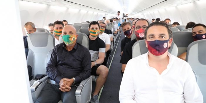 Antalya'nın iki kardeş takımı birlikte İstanbul'a uçtu