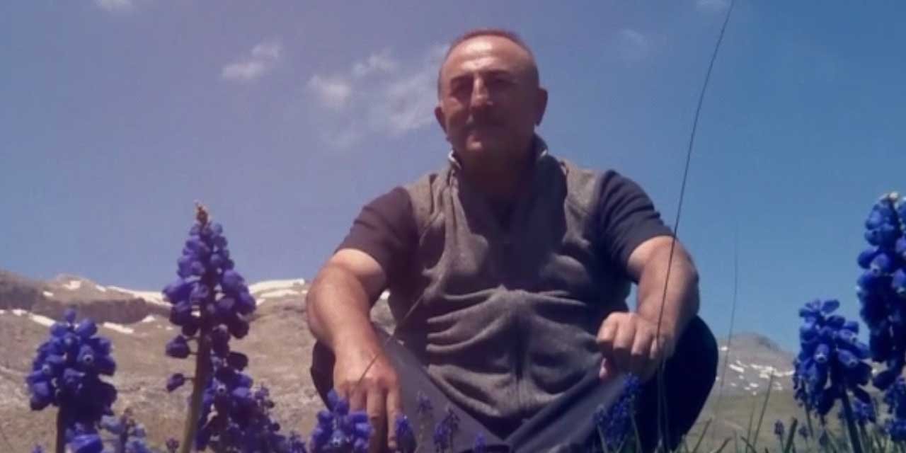 Bakan Çavuşoğlu Çocukluğunu Geçirdiği Konya Günlerini Anlattı