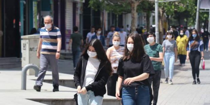 Karaman'da başkanı çıldırttılar! İlginç maske paylaşımı