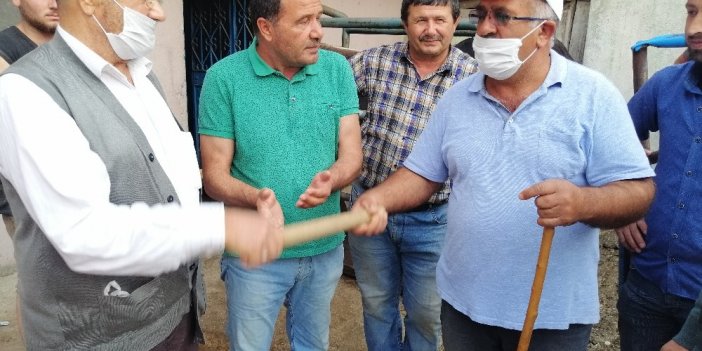Amasya'da kurban pazarlığında temas meselesine değnekli çözüm