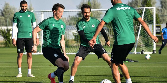 Geçen Haftayı Yenilgiyle Kapatan Konyaspor Pas Çalışması Yaptı