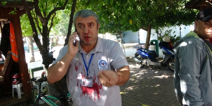 Camiye maskesiz giremezsin dedi! Bıçaklandı