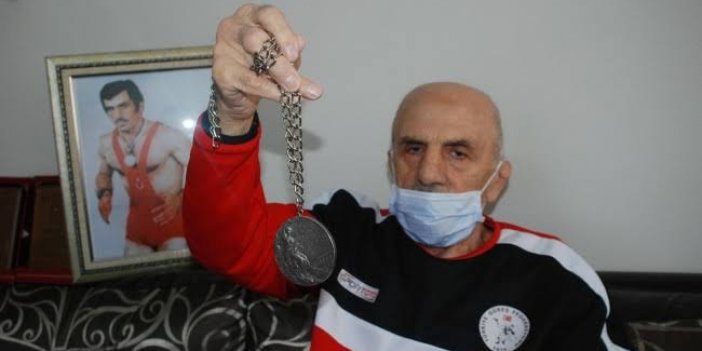 Olimpiyat ikincisi eski milli güreşçi Vehbi Akdağ yaşamını yitirdi