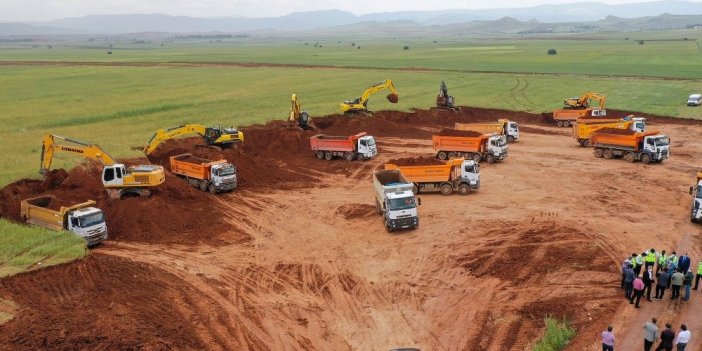 Konya'nın yıllardır beklediği lojistik köyün Sivas'ta çalışmaları başladı