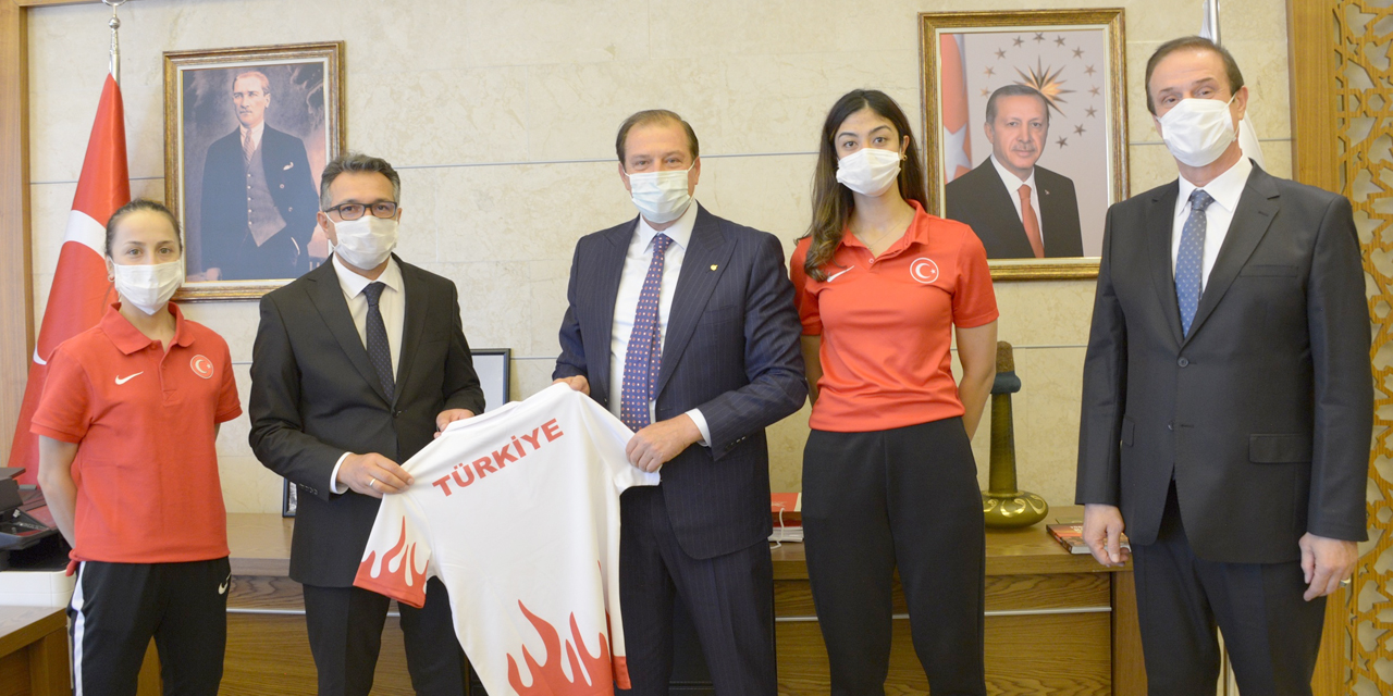 Taekwondo Federasyonu Başkanı Şahin’den SÜ Rektörü Aksoy’a Ziyaret