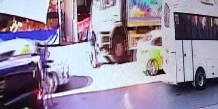 Çöp Kamyonu ezdiği kadının üzerinden iki defa geçti