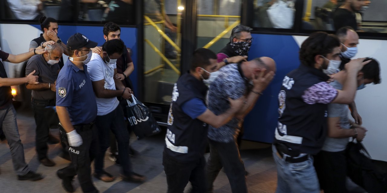 Cumhuriyet tarihinin en büyük Bataklık Operasyonu'nda 34 kişi tutuklandı