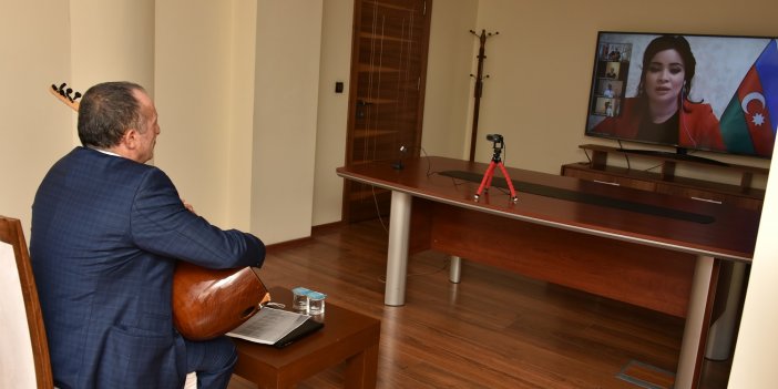 Konya'dan Azerbaycan'daki Ses Programına Video Konferansla Katıldı