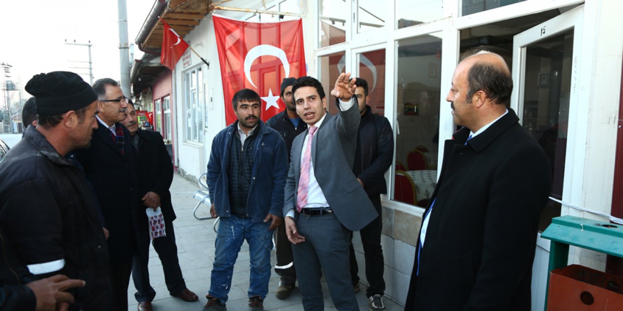 Halkapınar'da Kaymakam ve Belediye Başkanı Muhtarlarla ilçenin sorunlarını görüştü
