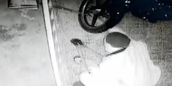Konya'da Motosiklet Hırsızı Kamerayı Bozduğunu Sandı Ama Kamera Kayıttaydı
