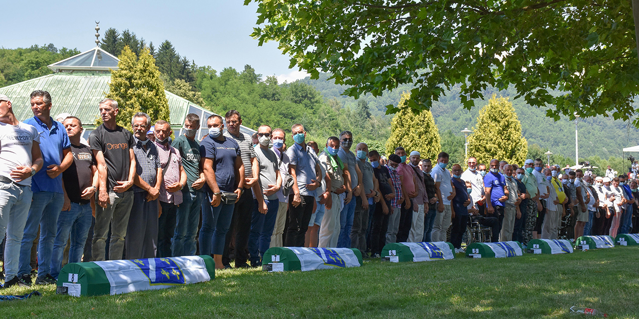 Tam 25 yıl oldu! Srebrenitsa'da sessiz veda