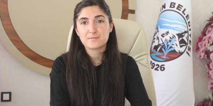 Diyadin Belediye Başkanı Betül Yaşar gözaltına alındı