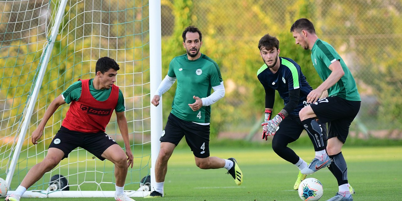 Konyaspor, Trabzonspor maçı için antrenmana çıktı