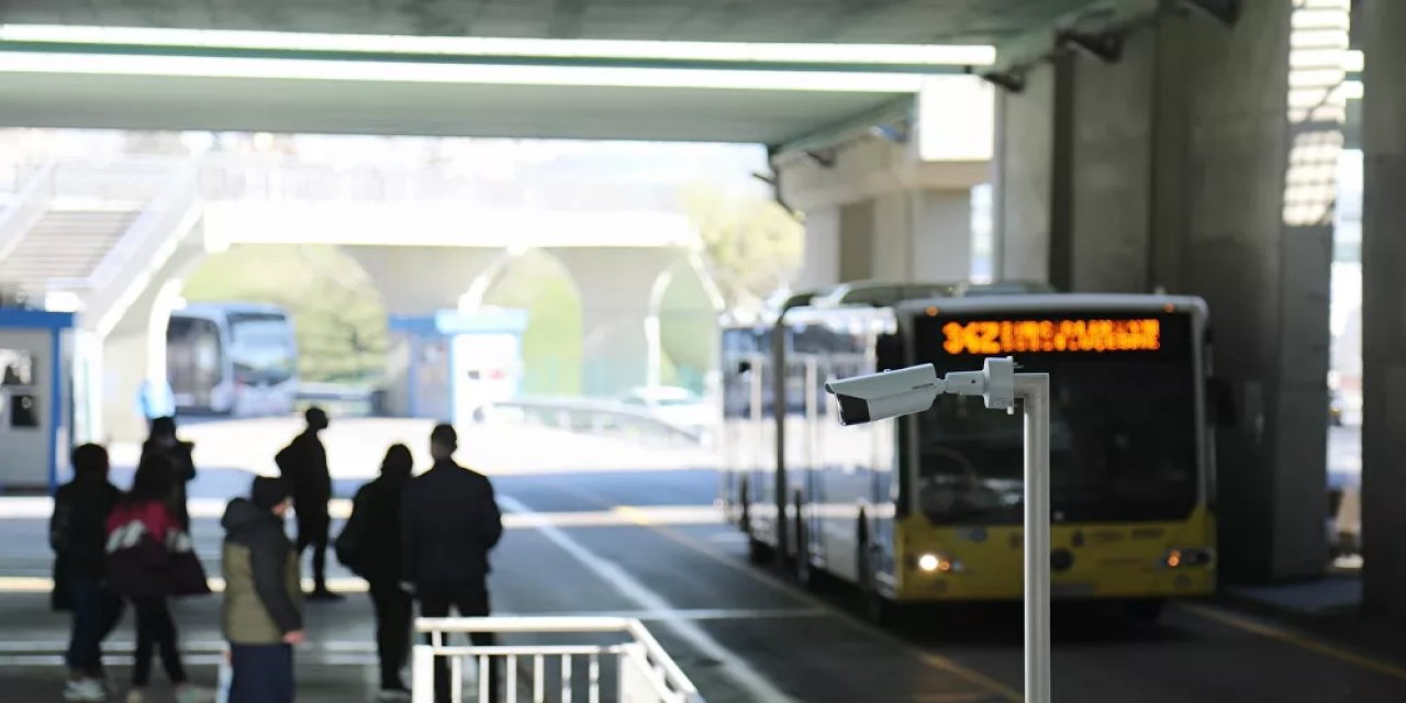 4 Yaş ve küçük çocuğu olan annelere ulaşım ücretsiz oldu