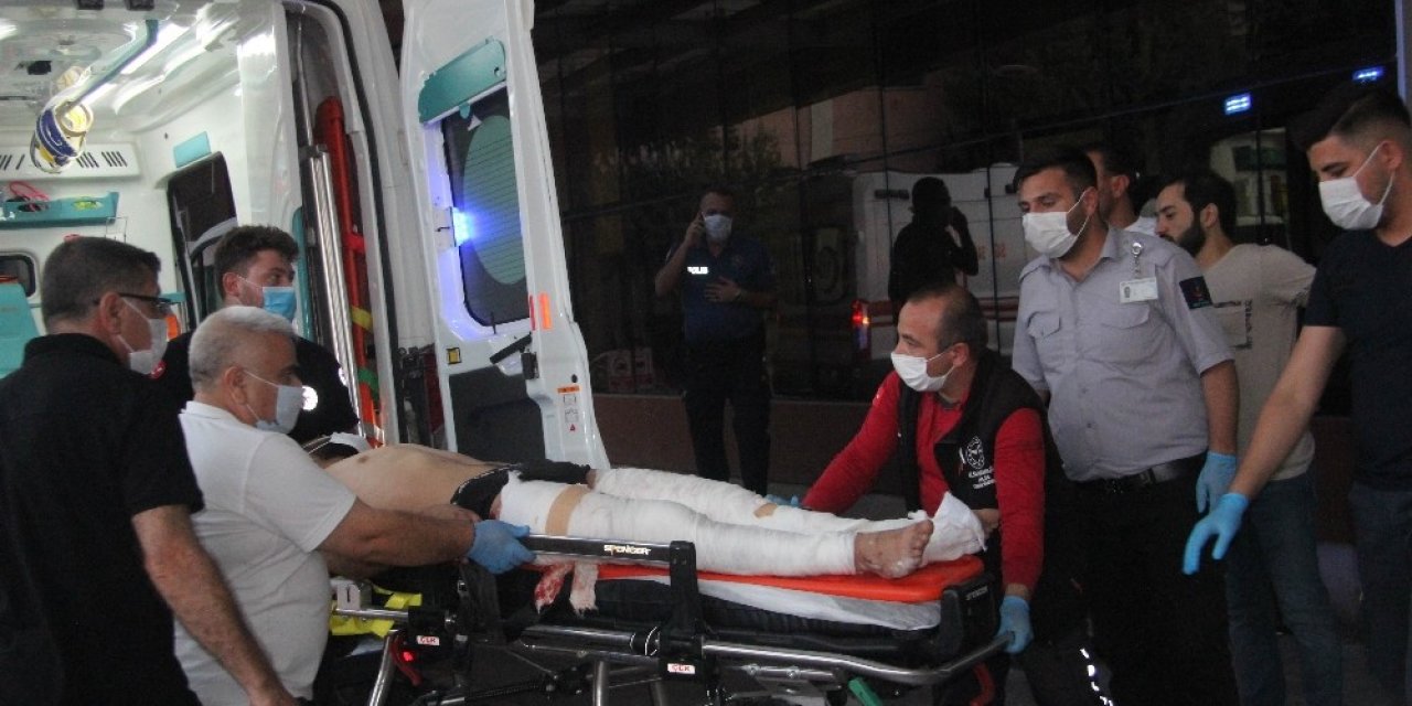 Azez'de PYD/YPG bomba yüklü araçla sivillere saldırdı! 5 kişi öldü yaralılardan 15'i Kilis’e getirildi