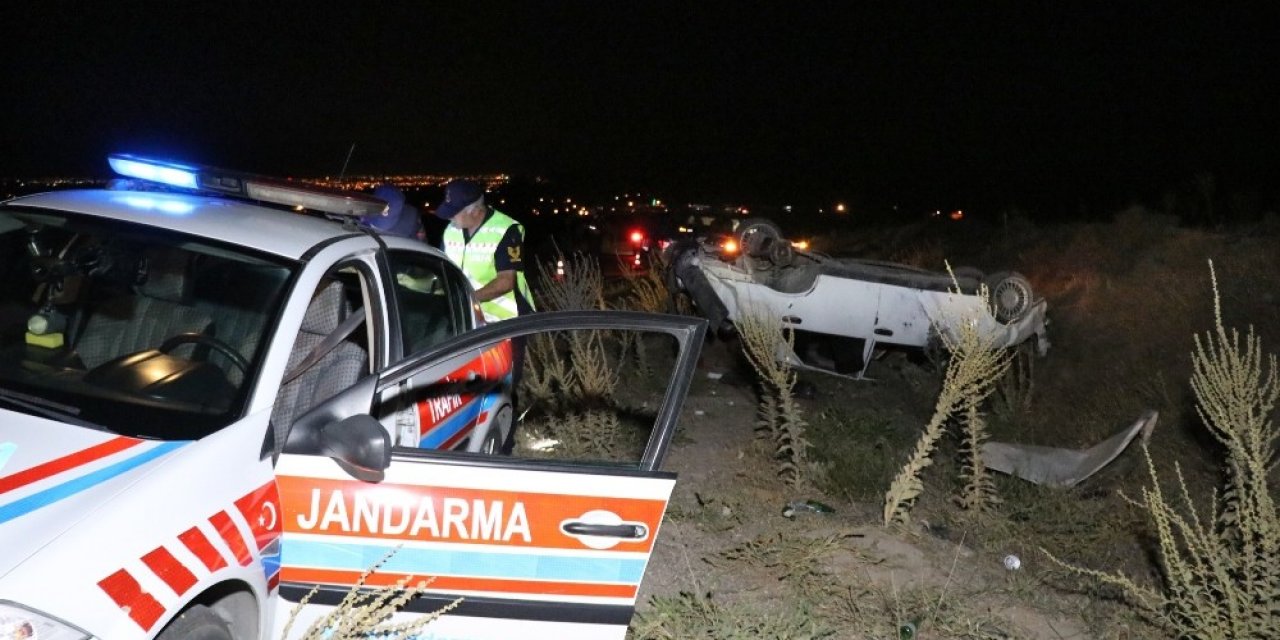 Aksaray'da feci kaza! Şarampolde takla atan otomobil hurdaya döndü: 1 ölü 2 ağır yaralı