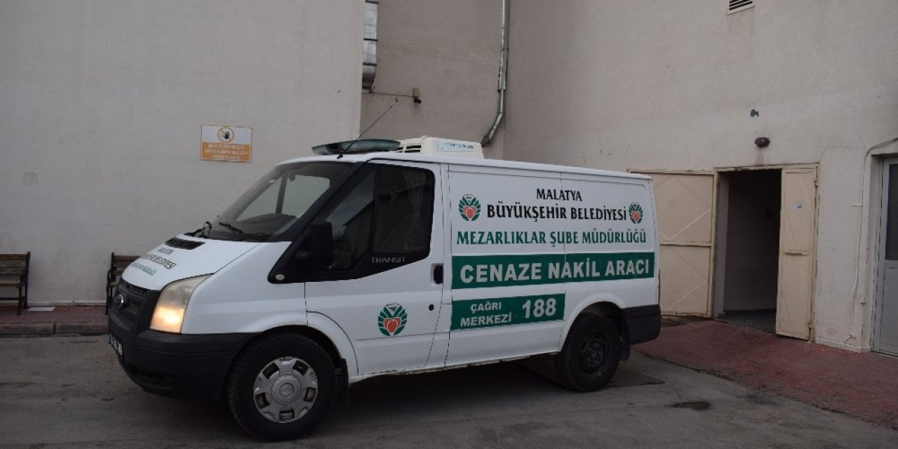 Süt sağmak isterken elektrik akımına kapılan şahıs hayatını kaybetti